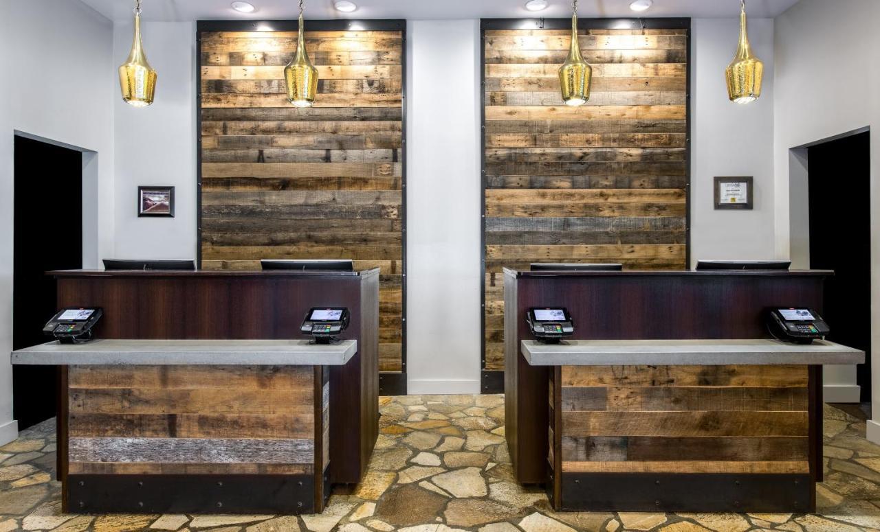 Crowne Plaza Resort Asheville By Ihg מראה חיצוני תמונה